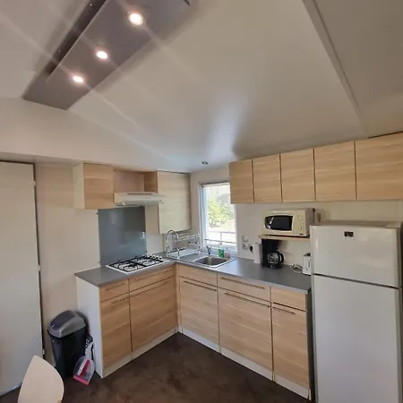 Location Mobil-home, Ile De France, Havre De Paix Au Coeur D' Foret Avec Piscine Campsite *